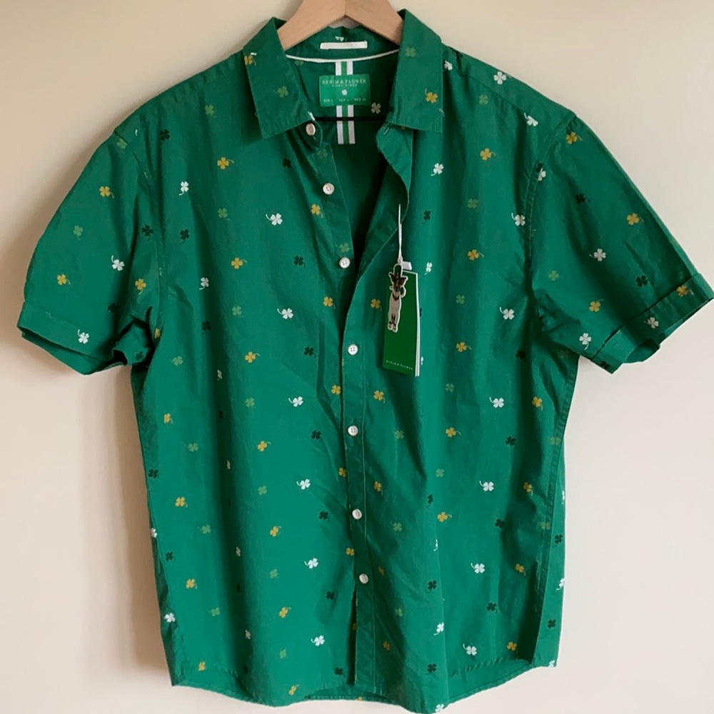2/$20❗️ Denim&Flower St. Patrick’s Day Button Up